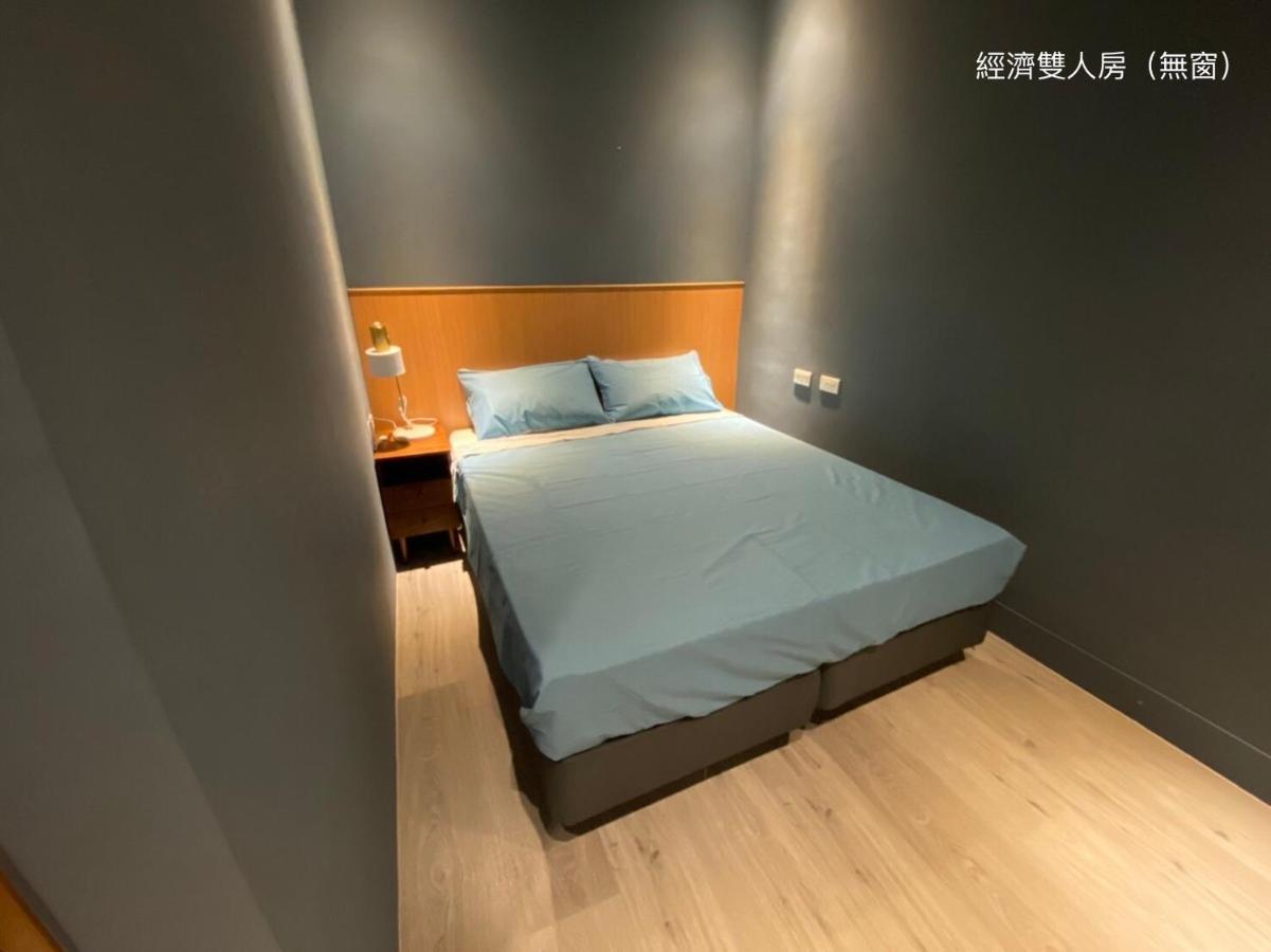 良文旅2館ryou Hotel Vintage - II Tainan Exterior photo