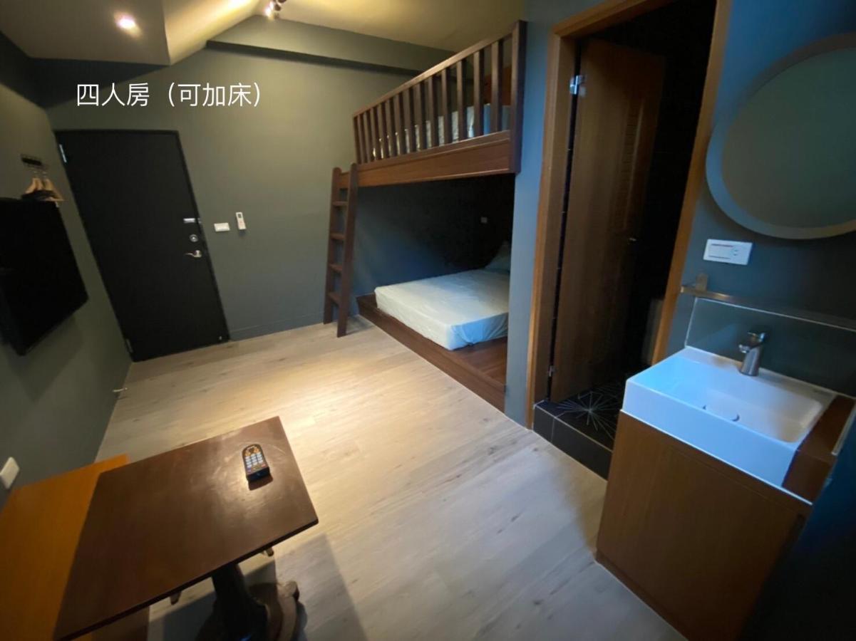 良文旅2館ryou Hotel Vintage - II Tainan Exterior photo